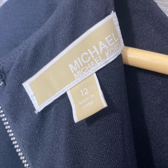 MICHAEL Michael Kors Long Sleeve Shift Snakeskin Print Dress Size:12 Black Gray - Picture 4 of 5